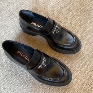 Prada Calzature Donna Spazzolato, Nero, 36.5